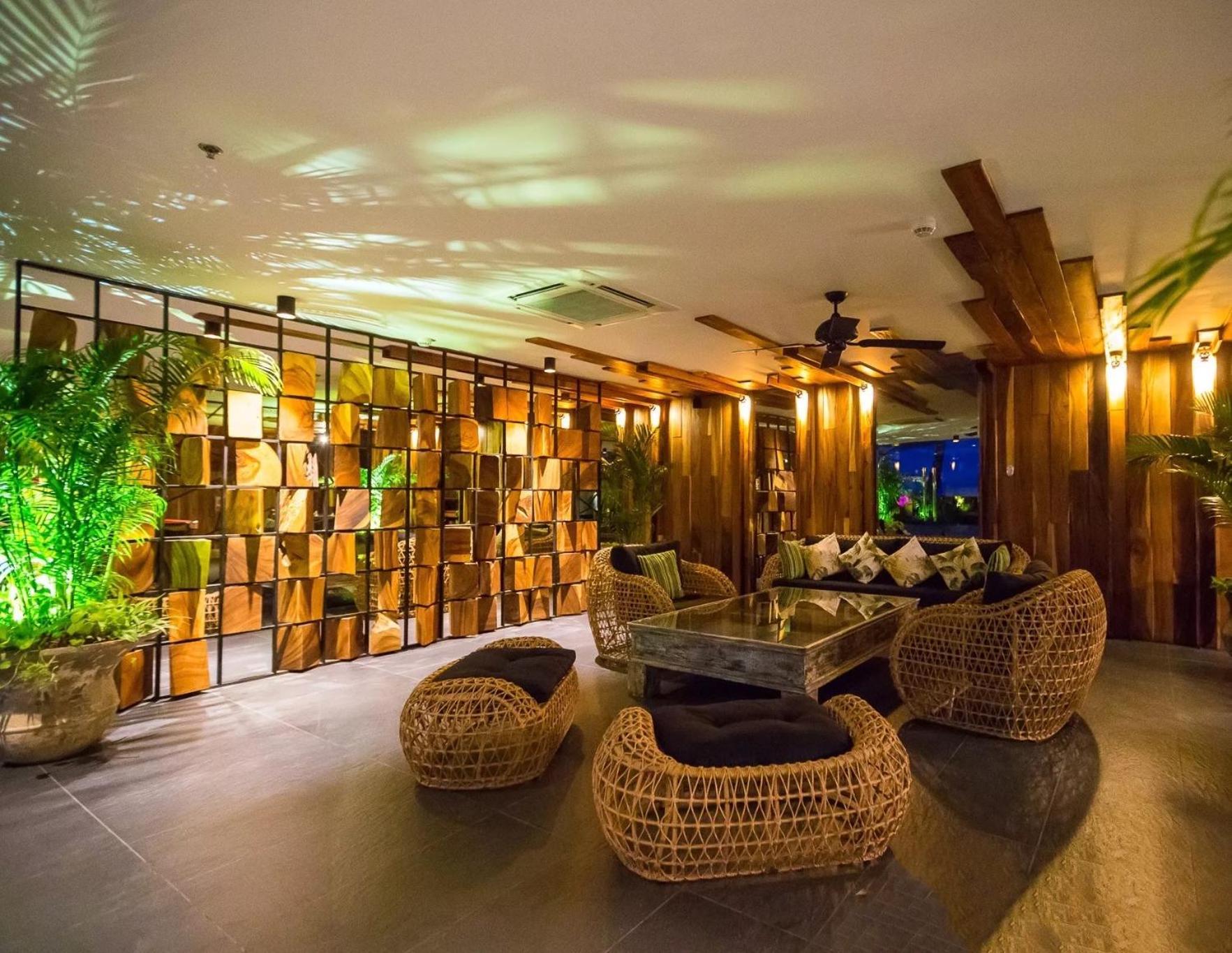 Luxurious Beachfront Pattaya Exteriér fotografie