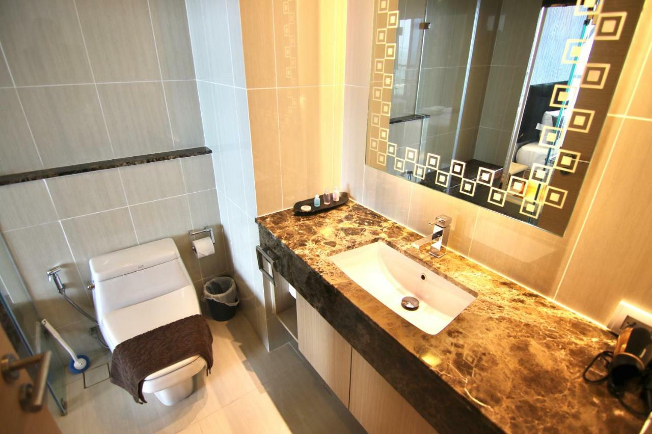Luxurious Beachfront Pattaya Exteriér fotografie