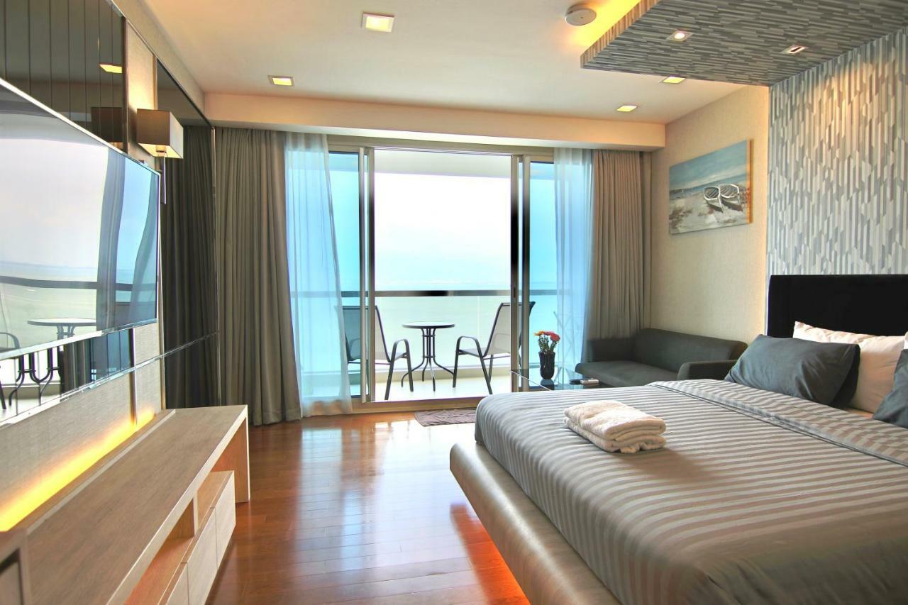Luxurious Beachfront Pattaya Exteriér fotografie