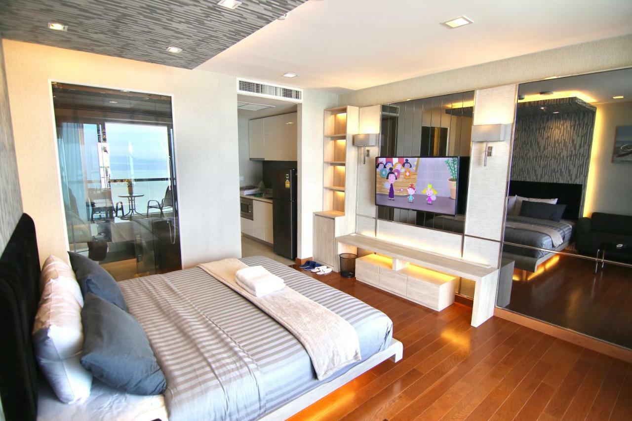 Luxurious Beachfront Pattaya Exteriér fotografie
